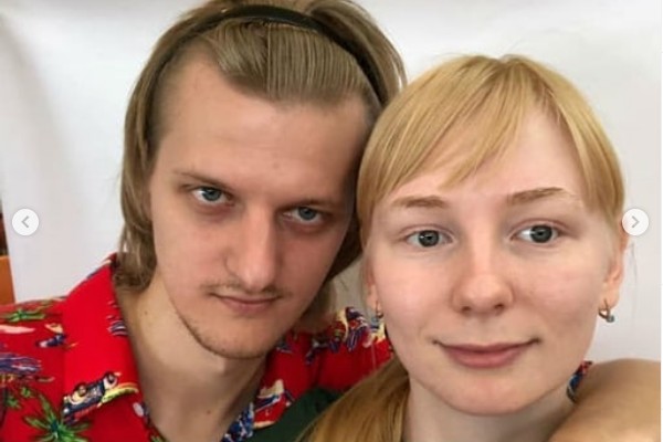 Os enxadristas Stanislav Bogdanovich e Alexandra Vernigora (Foto: Instagram)