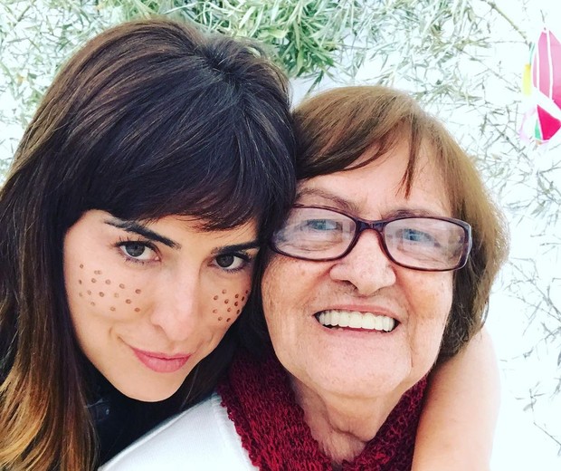 Fernanda Paes Leme com a avó (Foto: Reprodução/Instagram)