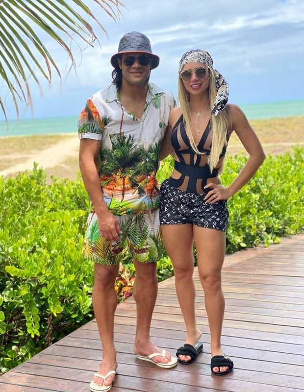 Hulk Paraíba e Camila Angelo (Foto: Reprodução/Instagram)