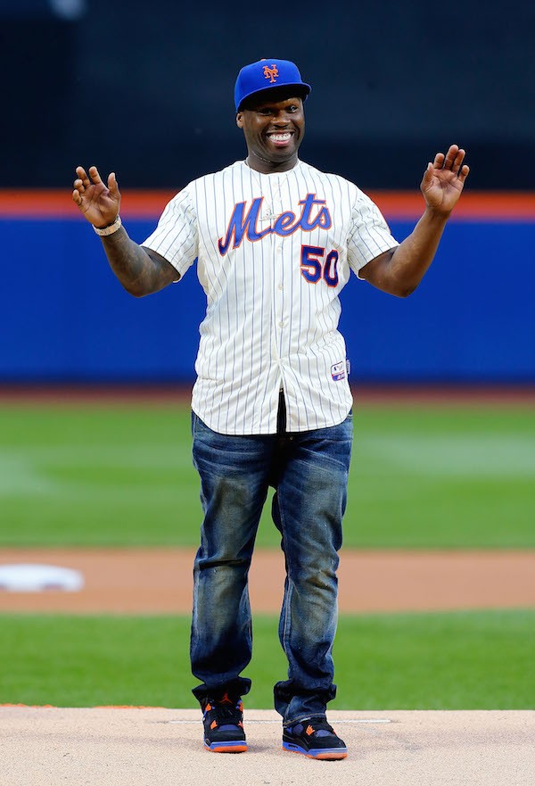 O rapper 50 Cent após seu lançamento vergonhoso em uma partida de beisebol em 2014 (Foto: Getty Images)