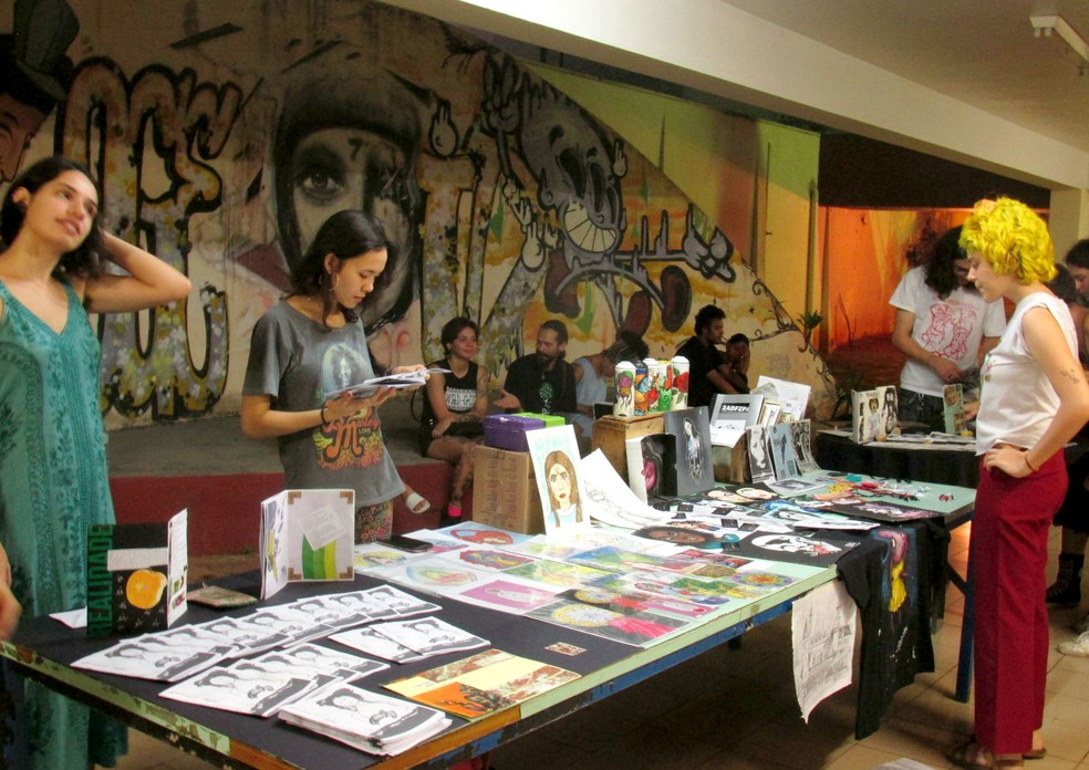 No próximo sábado (27) acontece a 3ª edição da Feira Interativa de Zines e Afins (FIZ), no Municipal — Foto: Divulgação