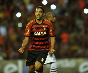 Diego Souza Sport x Figueirense (Foto: Aldo Carneiro / Pernambuco Press)