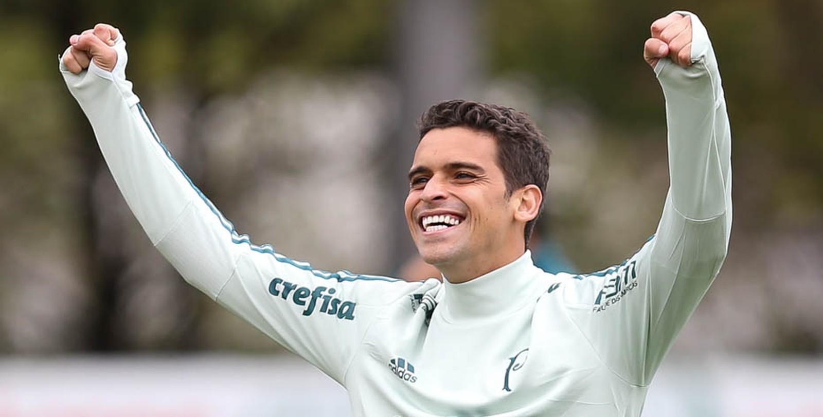  Lateral ou volante? Jean não escolhe posição e valoriza recuperação física