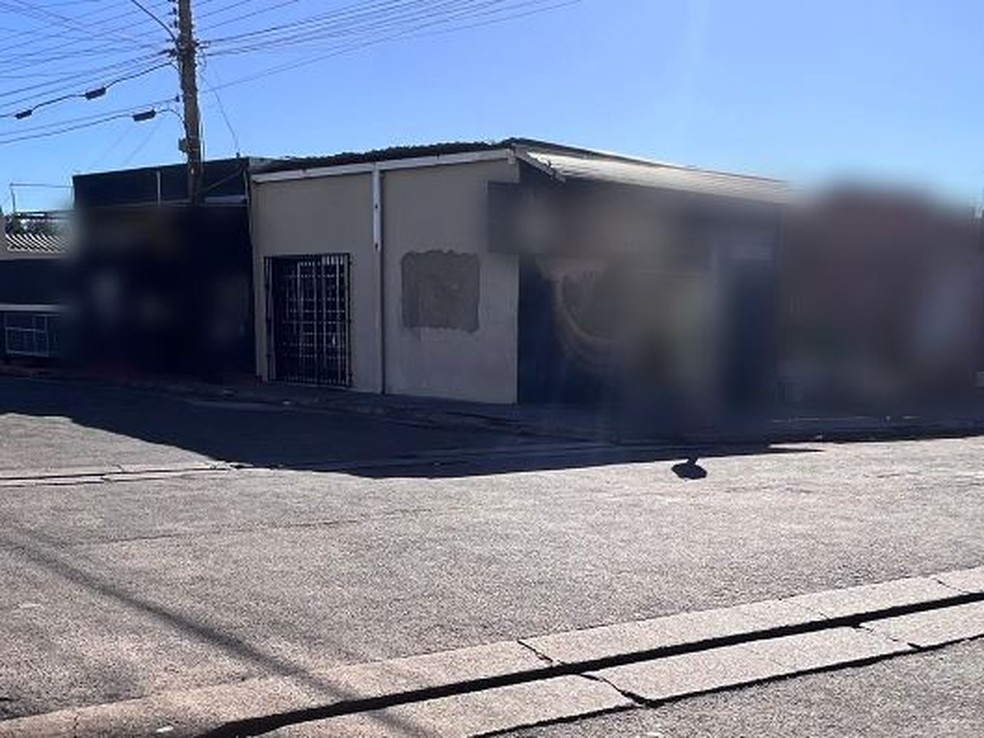 Local onde ocorreu o crime na Vila Nhanhá, em Campo Grande, na noite de sábado — Foto: Renata Santos/TV Morena