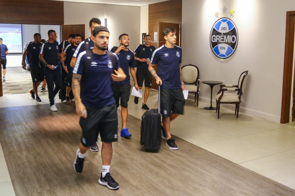Grêmio antecipa concentração e busca soluções internas antes de decisão