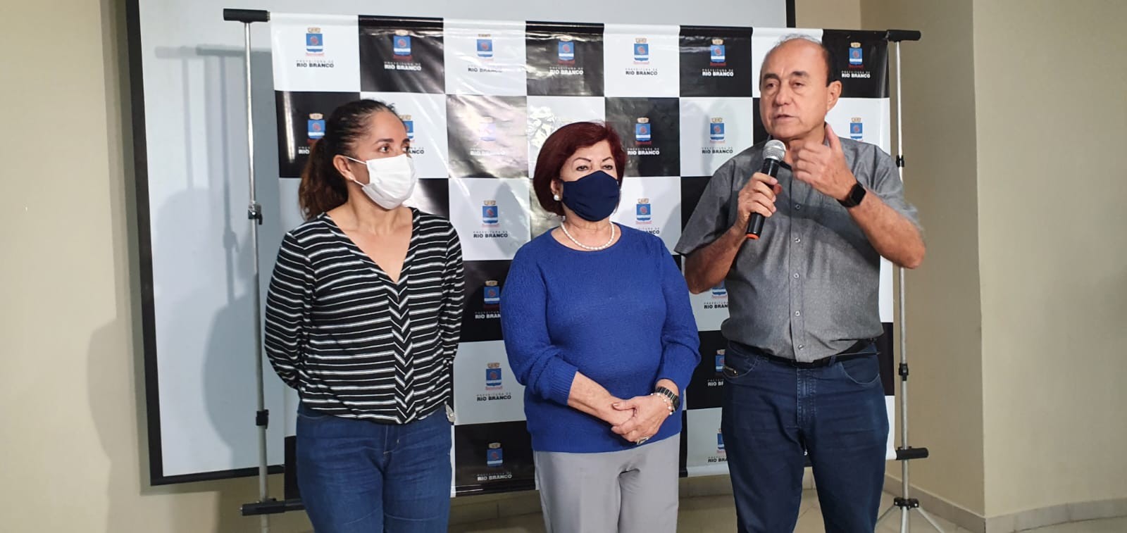 Aumento de casos de síndromes respiratórias faz Prefeitura suspender aulas da rede municipal em Rio Branco
