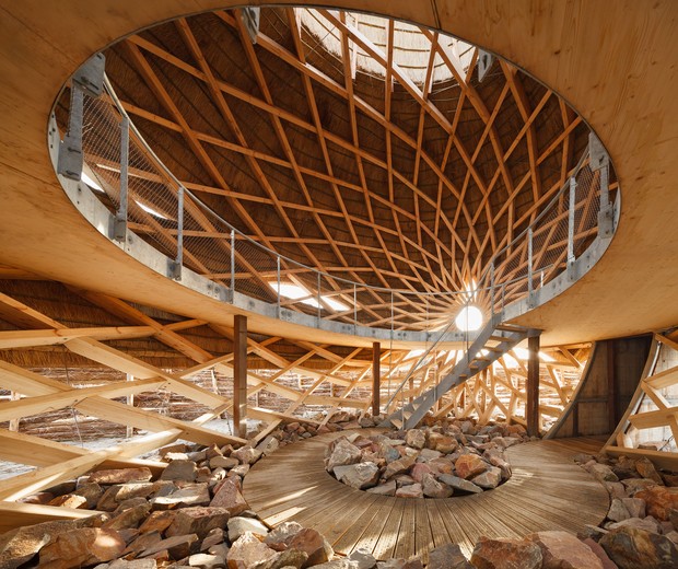 Vogelobservatorium 'T IJ ontwerp RO&AD architecten en RAU met houten Zollinger-constructie (Foto: FOTOS KATJA EFFTING / DIVULGAÇÃO)