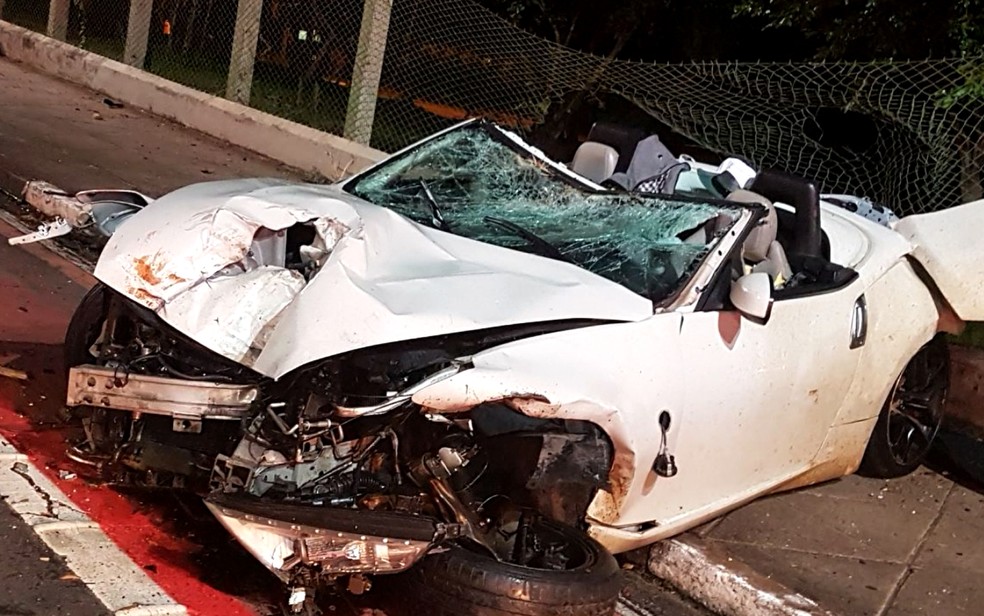 Video Mostra Acidente Com Carro Esportivo De Luxo No Feriado De Natal Em Campinas Campinas E Regiao G1