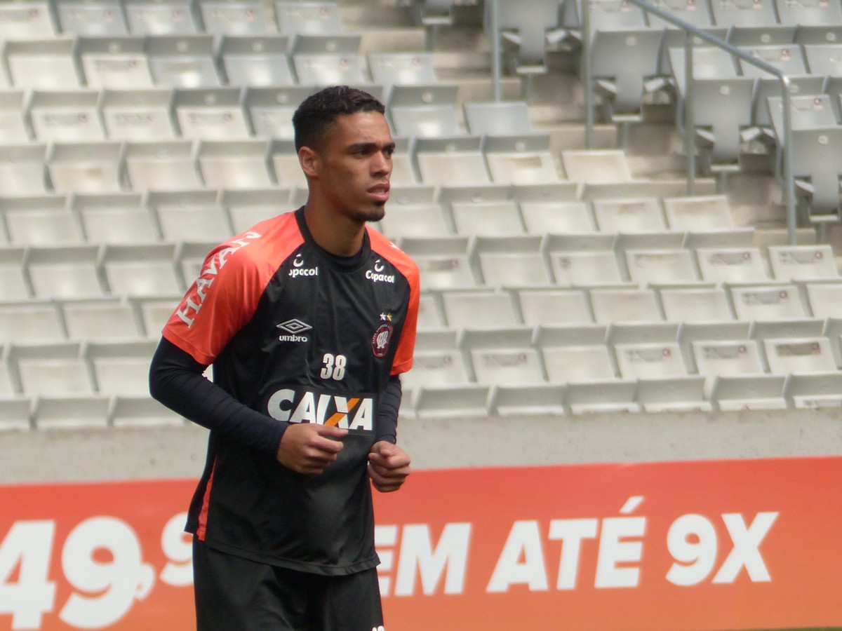 Atlético-GO contrata zagueiro Éder, que estava no Sport ...