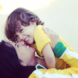 Mariana Caminha e o filho (Foto: Arquivo Pessoal)