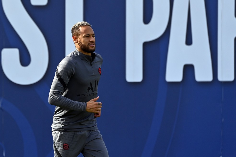 Neymar inicia fase de recondicionamento físico no Paris Saint-Germain — Foto: Getty Images