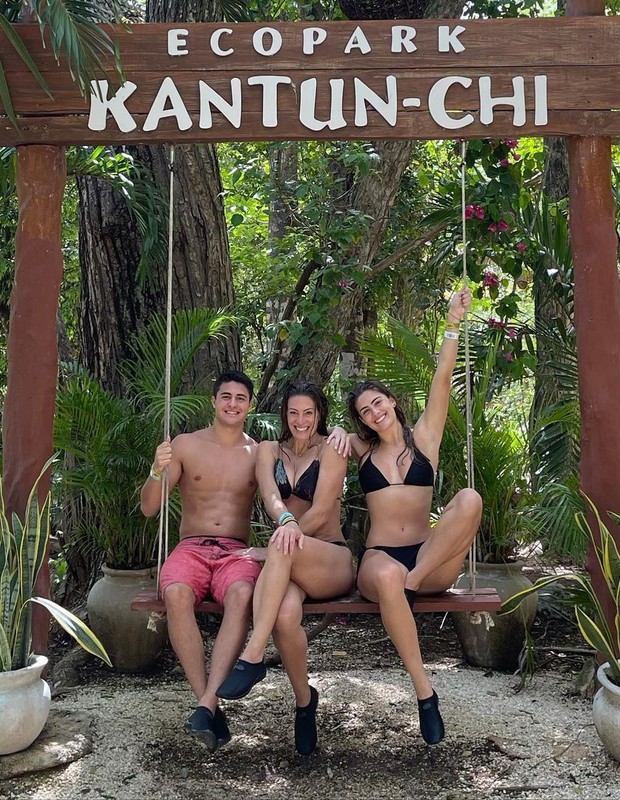 Elaine Mickely e os filhos, Luma e Luigi, visitam parque ecológico da Riviera Maya  (Foto: Reprodução/Instagram)