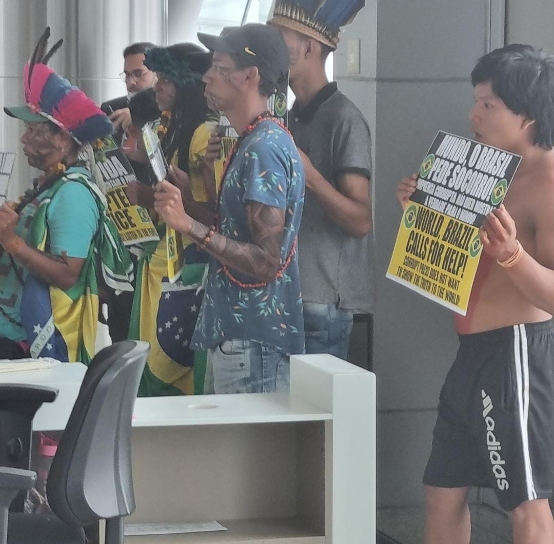 Indígenas invadem sala de embarque do Aeroporto de Brasília, diz Inframerica