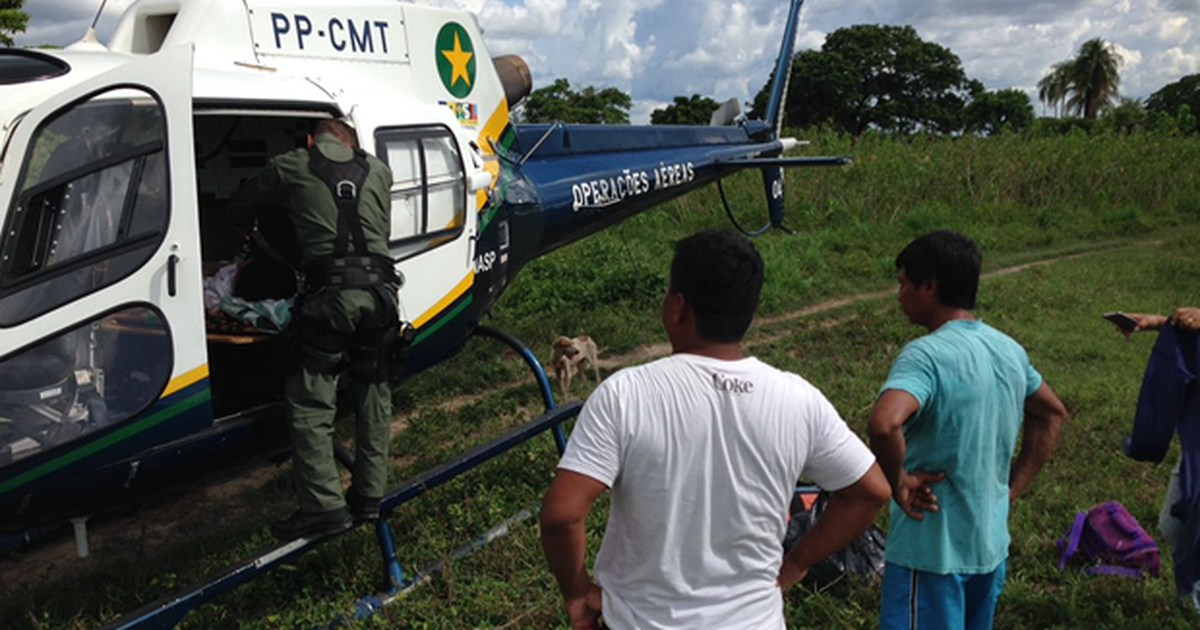 Helicóptero com indígenas cai em zona de mata no Acre, e todos sobrevivem