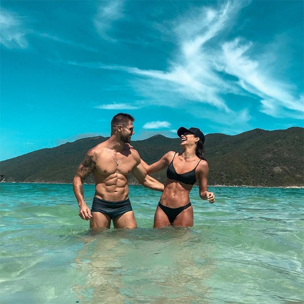 Jonas Sulzbach e Mari Gonzalez (Foto: Reprodução / Instagram)