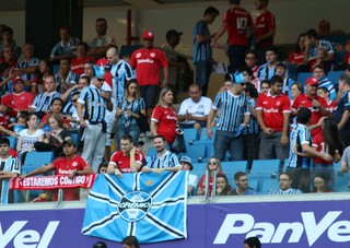 Gremistas esgotam ingressos de setor mais barato para Gre-Nal do Brasileiro