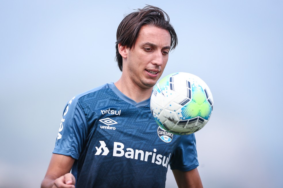 Grêmio renova contrato de Pedro Geromel até o fim de 2022