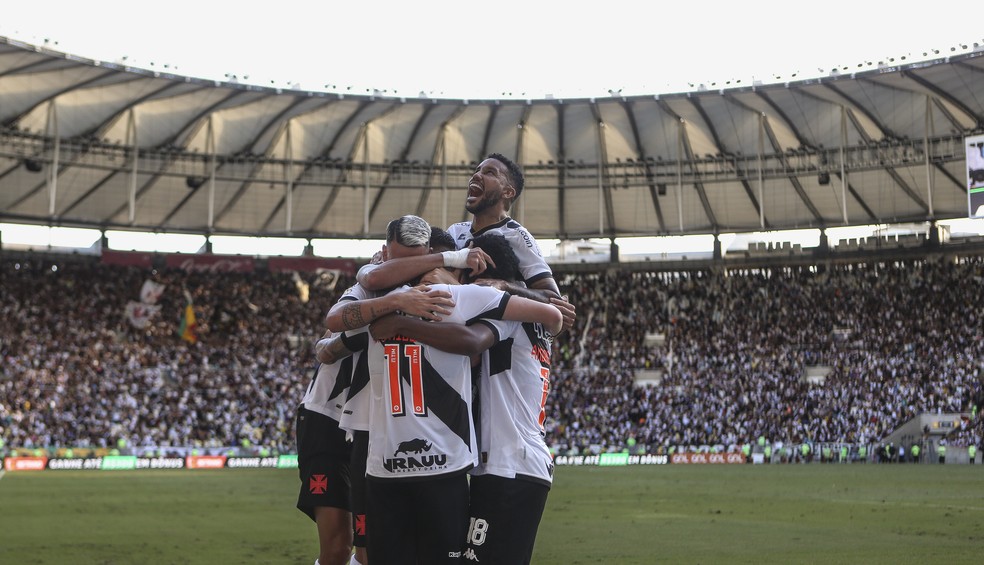 Torcida do Vasco lotou Maracanã neste domingo, contra o Palmeiras — Foto: Alexandre Cassiano