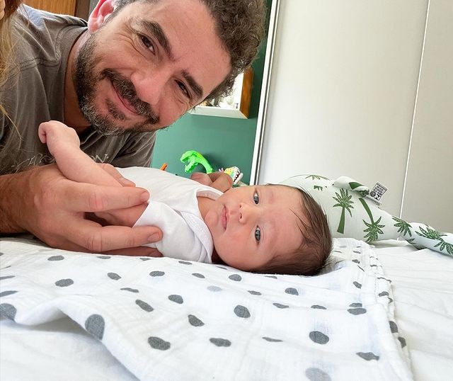 Leon, filho de Rafa Brites e de Felipe Andreoli (Foto: Reprodução/Instagram)