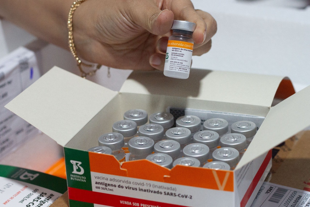 Após atraso e distribuição parcial de doses, vacina Coronavac chega a Campinas para imunizar crianças de 3 e 4 anos contra Covid