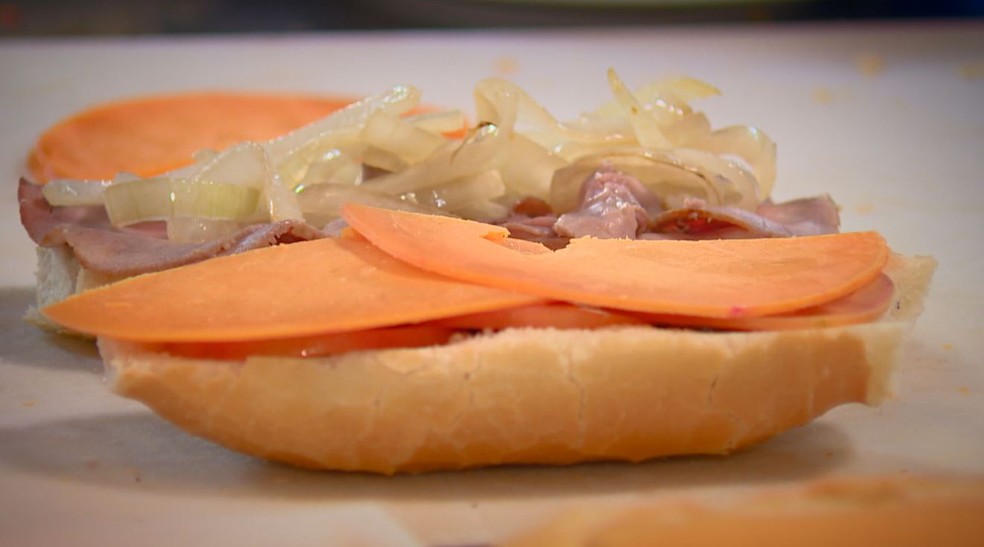 Aprenda a preparar os tradicionais lanches boca-de-anjo. (Foto: Terra da Gente)