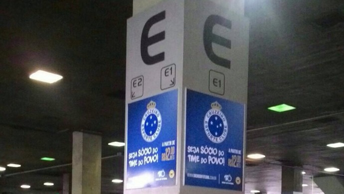 Cruzeiro lança campanha em rodoviárias mineiras e provoca rival