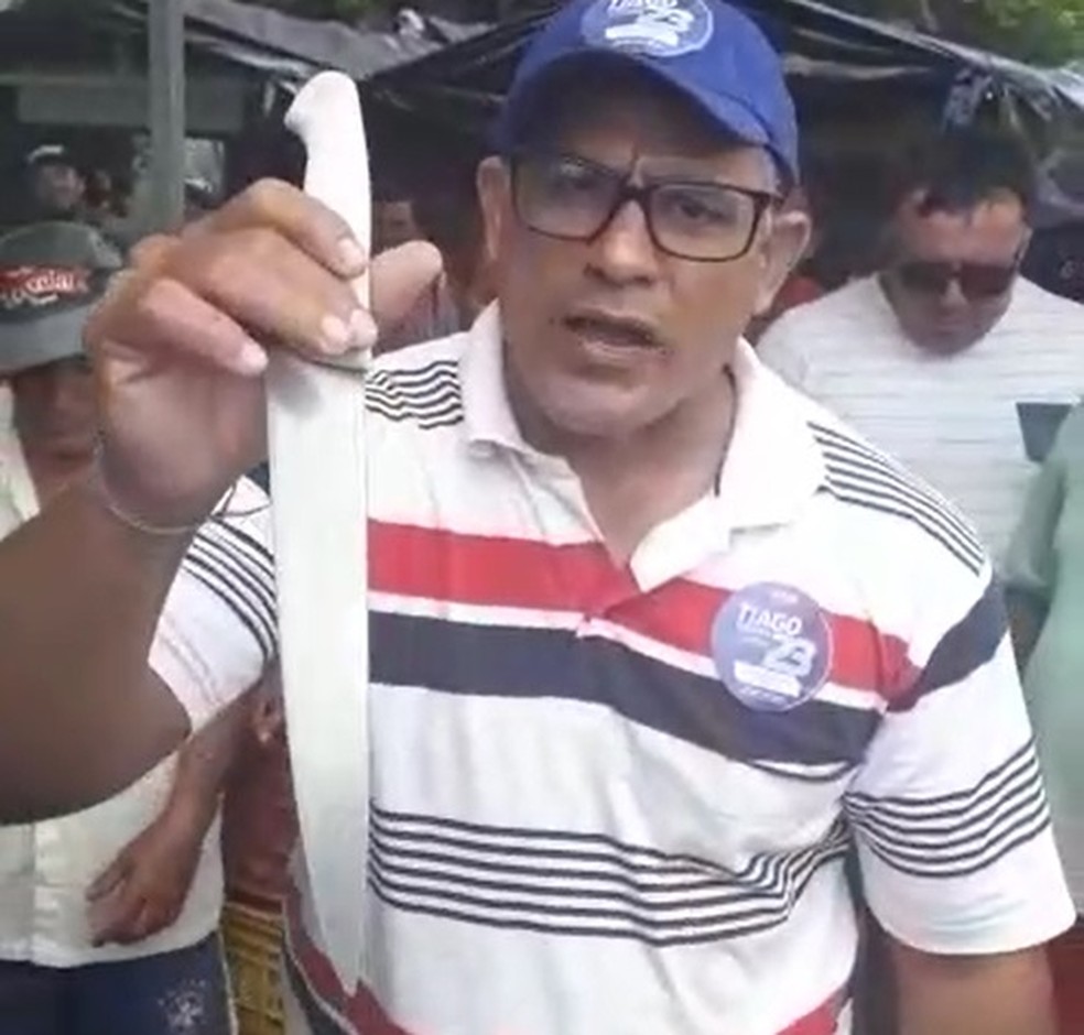 Segurança do prefeito eleito de Cascavel deteve homem que tentou ataque com faca — Foto: Reprodução