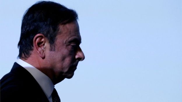 Carlos Ghosn está preso desde 19 de novembro acusado de sonegação fiscal e uso de ativos da empresa para fins pessoais (Foto: Reuters/BBC)