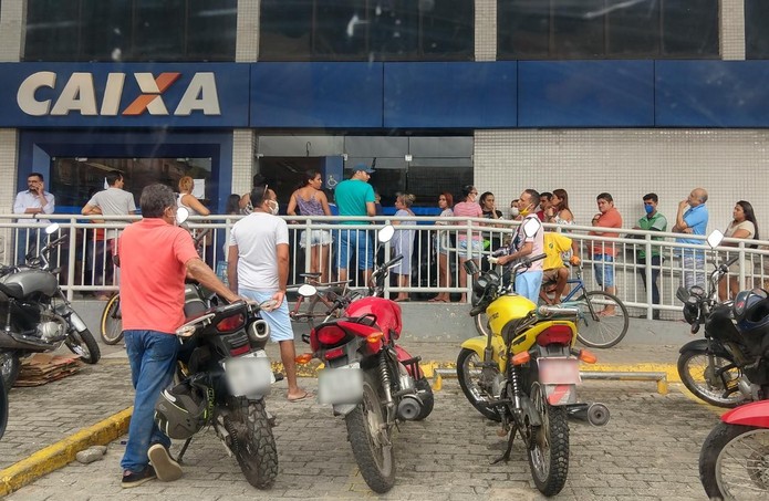 Agência da Caixa em Fortaleza é fechada após funcionário ter ...
