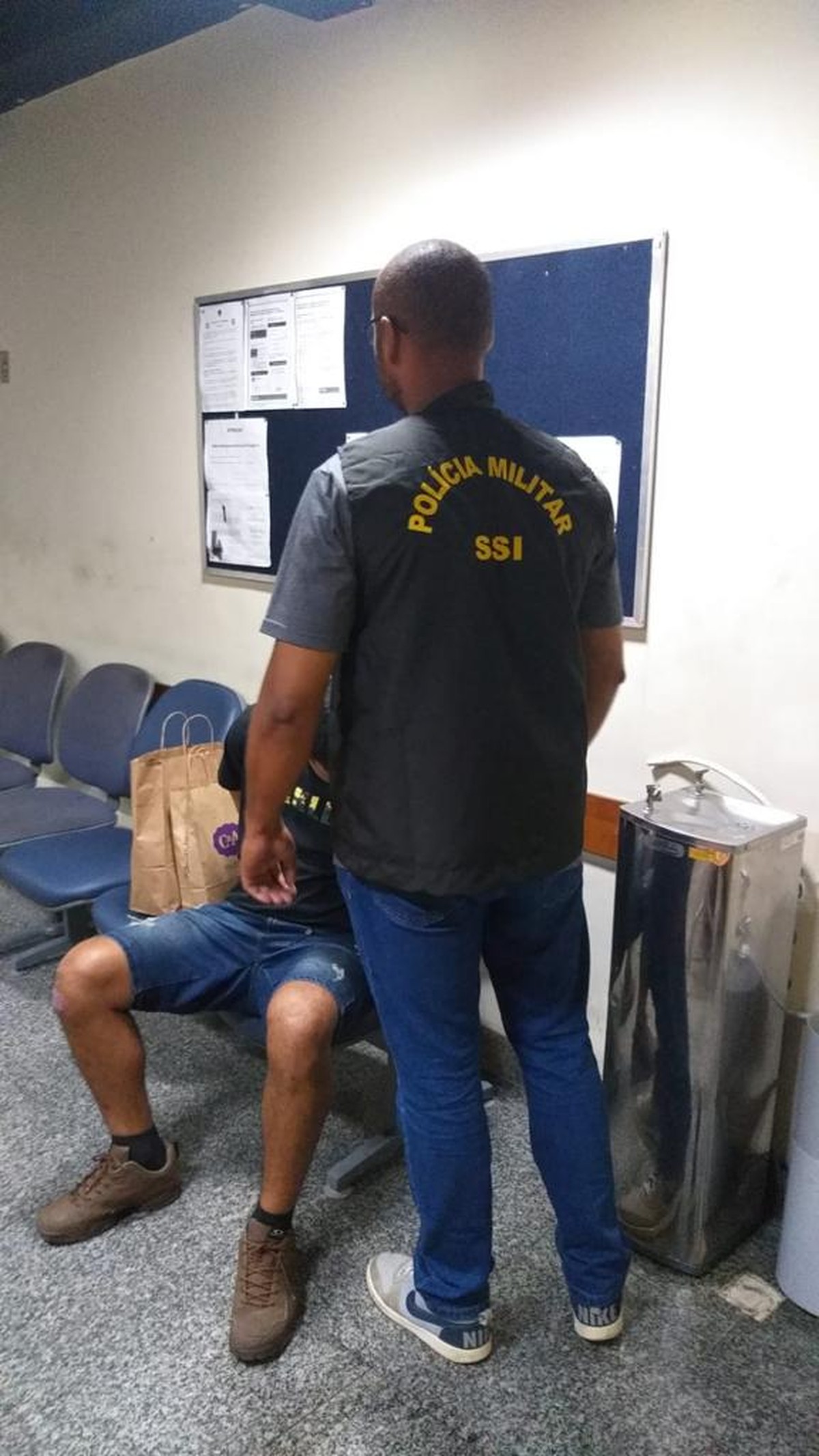 Sobrinho do traficante Abelha é preso em shopping na Zona Norte do Rio