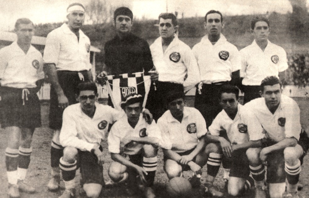 Corinthians tricampeão Paulista de 1928, 1929 e 1930 - dois sob o comando de Virgílio Montarini — Foto: Reprodução/Arquivo Corinthians