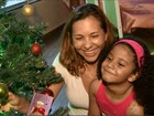 'Ali começou meu Natal', diz mãe que apadrinhou e adotou criança no AP