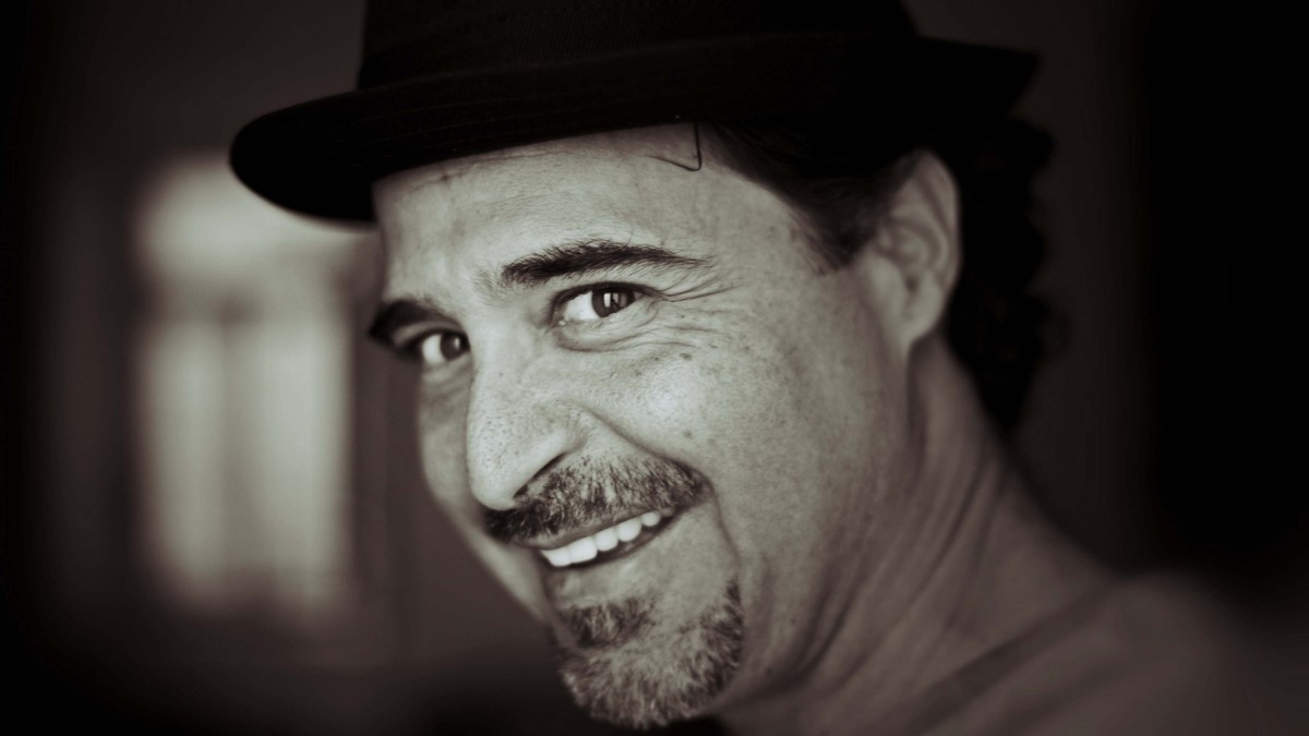 Projeto “Lives do Conhecimento” traz o jornalista e escritor José ...