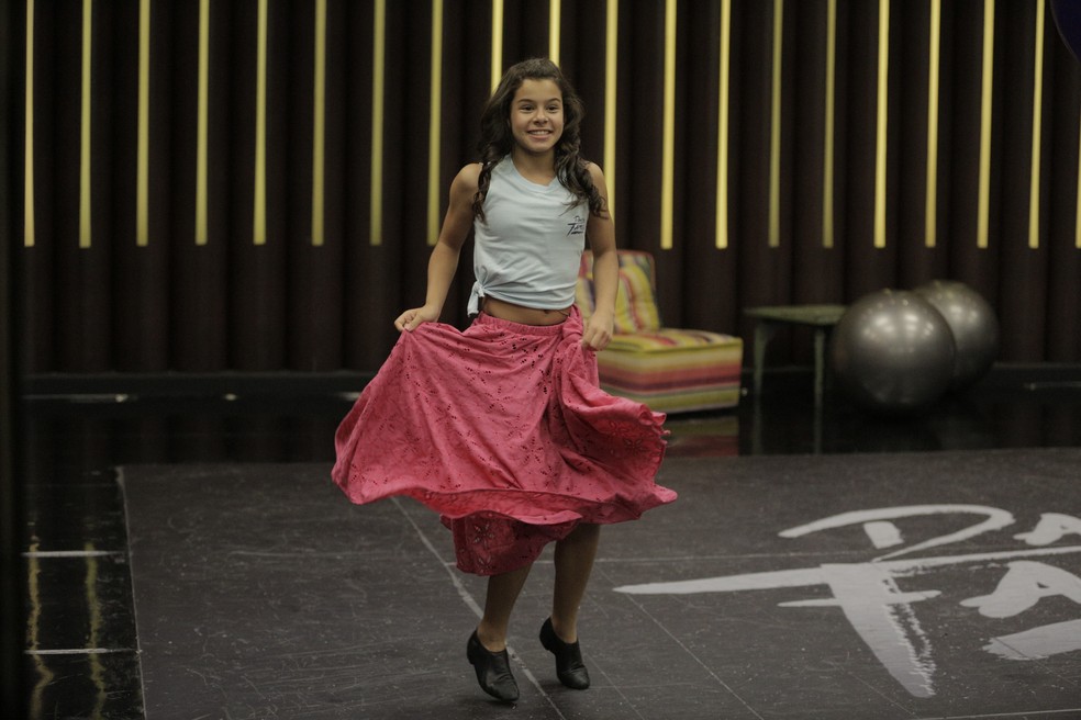 Gabriella nos ensaios do quadro (Foto: Inácio Moraes/Gshow)