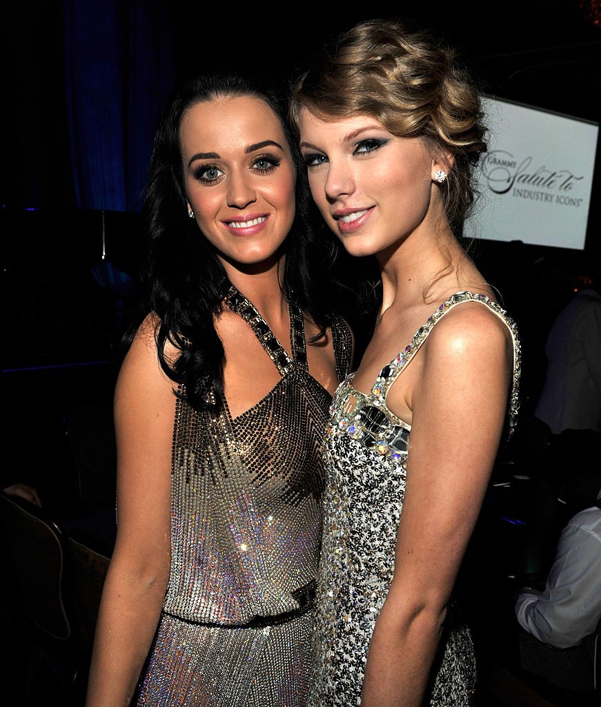 Katy Perry and Taylor Swift at the 52nd Annual GRAMMY Awards - Salute To Icons Honoring Doug Morris held at The Beverly Hilton Hotel on January 30, 2010 in Beverly Hills, California. (Foto: WireImage)