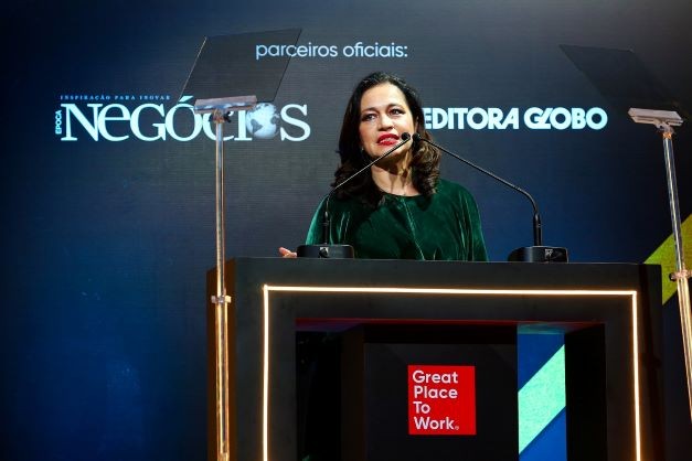 Sandra Boccia, diretora editorial de Época NEGÓCIOS, abriu a cerimônia de premiação das Melhores Empresas para Trabalhar em 2022 (Keiny Andrade/Época NEGÓCIOS)