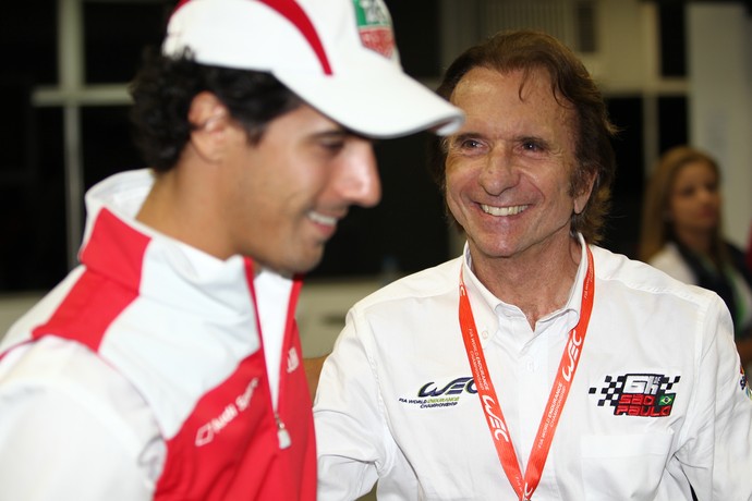 Emerson Fittipaldi cumprimenta Lucas di Grassi pelo desempenho em Interlagos no Mundial de Endurance WEC (Foto: Divulgação)