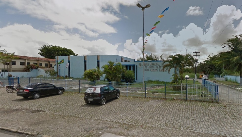 Câmara Municipal do Cabo de Santo Agostinho fica no Centro do Município (Foto: Reprodução/Google Street View)