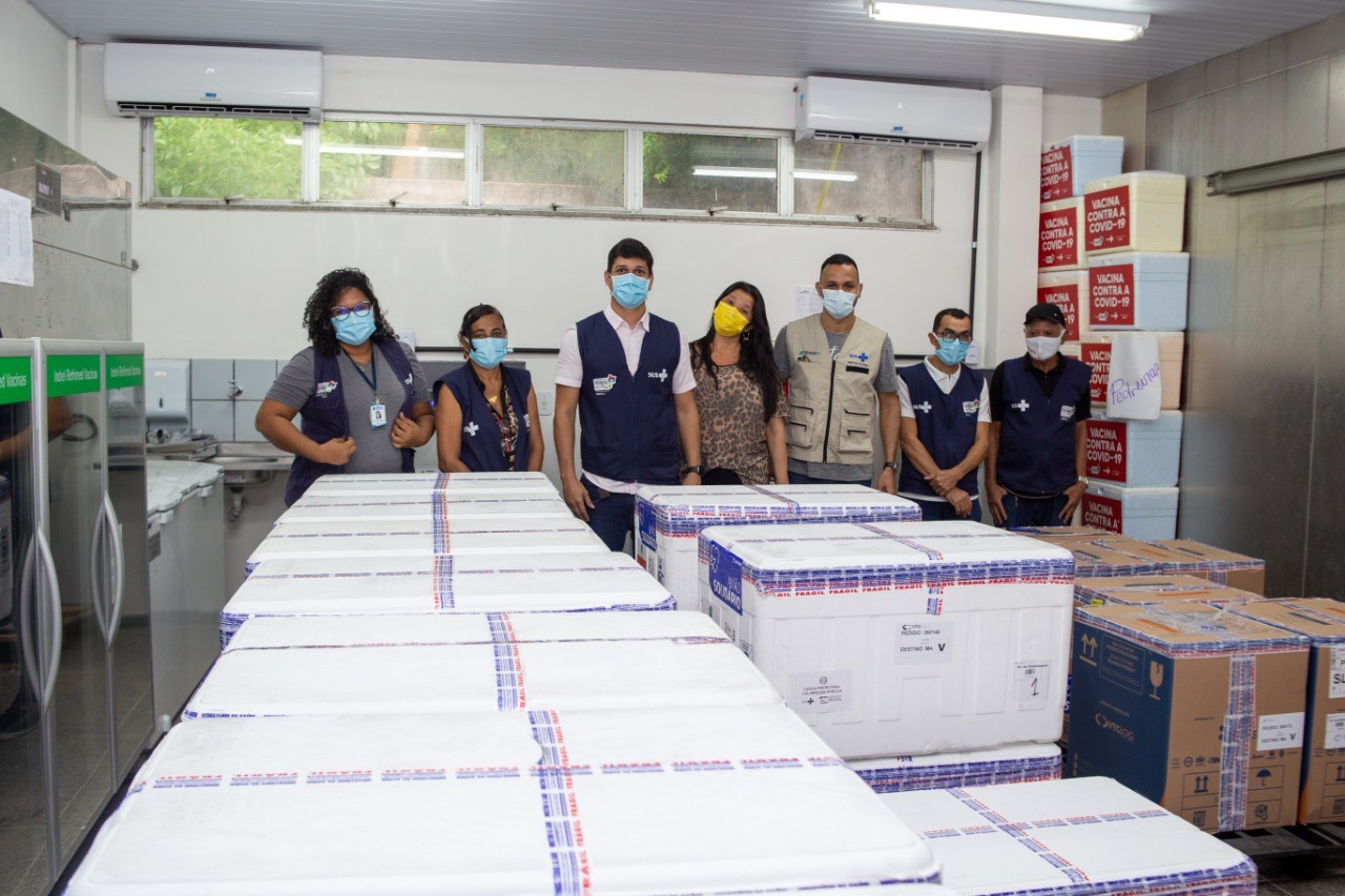 MA recebe novo lote com mais de 100 mil doses de vacinas contra Covid-19