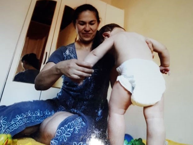 Sônia cuida do neto desde os 4 meses de idade (Foto: Arquivo pessoal)