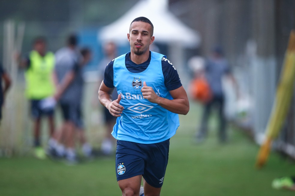 Nicolas será titular contra o Operário-PR