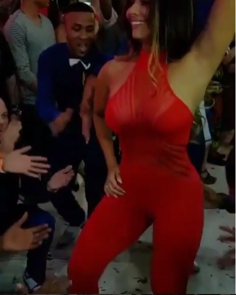Viviane Araújo em vídeo no Instagram (Foto: reprodução/Instagram)