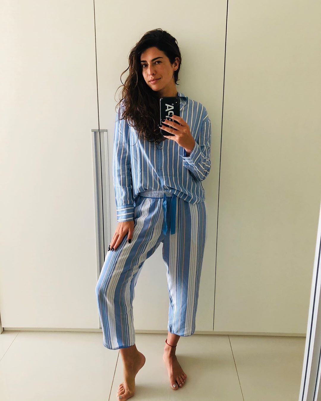 Fernanda Paes Leme com seu pijama do dia.  (Foto: Instagram)
