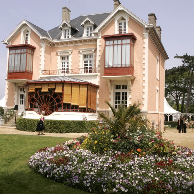 FRANCE - MAY 14:  Opening Of The Christian Dior Museum At Granville On May 14Th, 2005 In Granville, France.  (Photo by Serge BENHAMOU/Gamma-Rapho via Getty Images) (Foto: Gamma-Rapho via Getty Images)