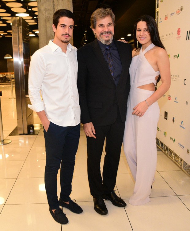 Enzo Celulari, Edson Celulari e Sophia Raia (Foto: Leo Franco/AgNews)