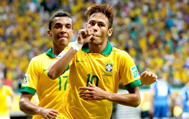 Neymar gol Brasil Itália em Salvador (Foto: Wander Roberto / Vipcomm)
