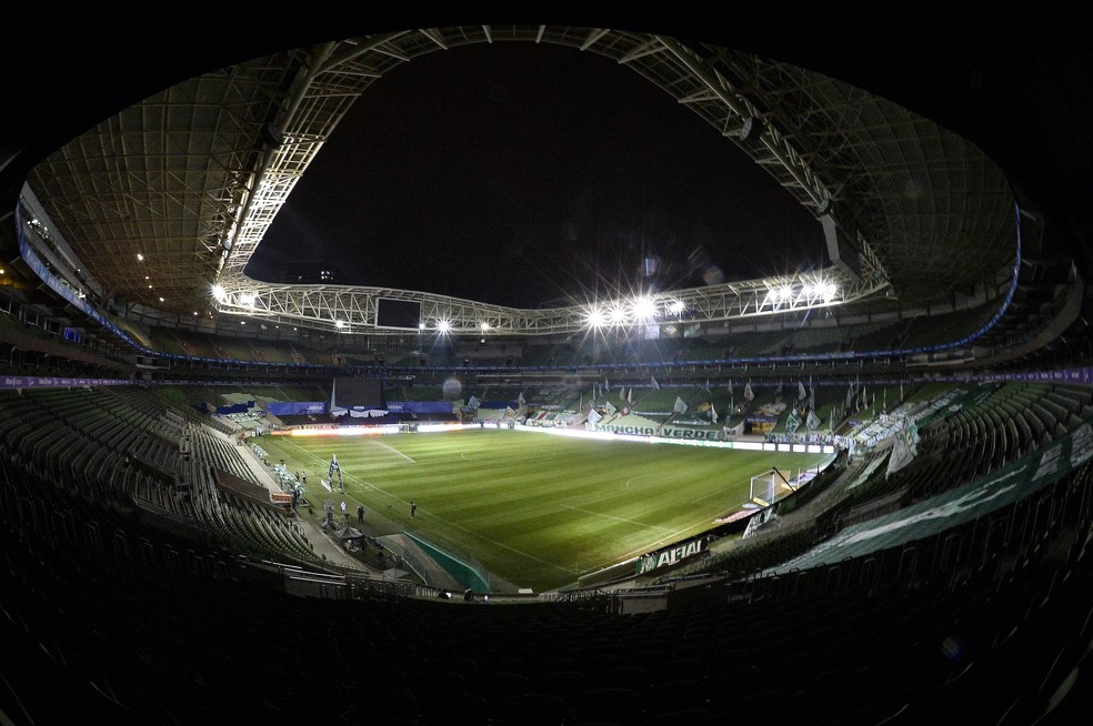 Grêmio aguarda posicionamento da CBF sobre Palmeiras x Flamengo