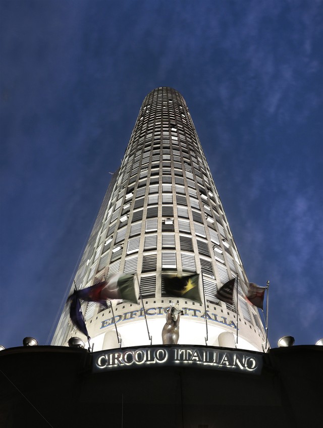 Inaugurado em 1965, o Edifício Itália, no Centro, é um dos ícones da internacionalização da arquitetura paulistana — Foto: Renato de Sousa/Divulgação