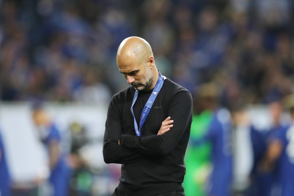 Guardiola beija medalha de prata e poupa jogadores de críticas: "Tentaremos  ano que vem" | liga dos campeões | ge