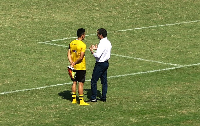 Rodrigo Caetano e Montoya do Vasco (Foto: Raphael Zarko)